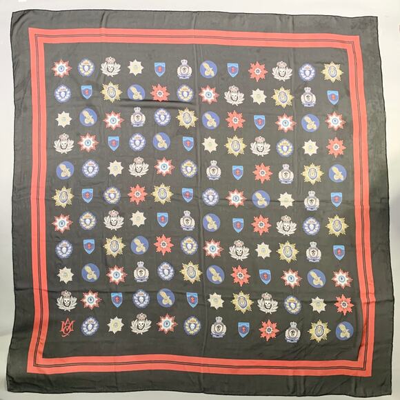 ALEXANDER MCQUEEN Size L Black Red Crest Skull Square Scarf - Picture 2 of 9
